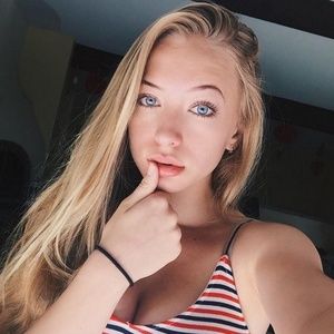 Meet your Posher, Tektite